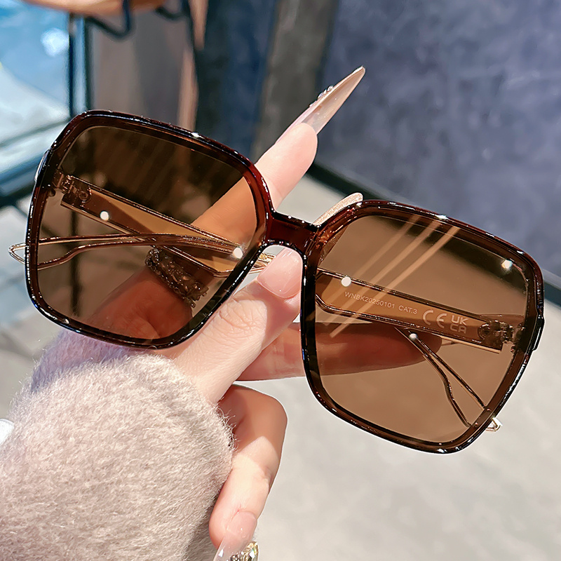 Gradual-layer khaki oversized  - Photography Of Lighting recension och pris